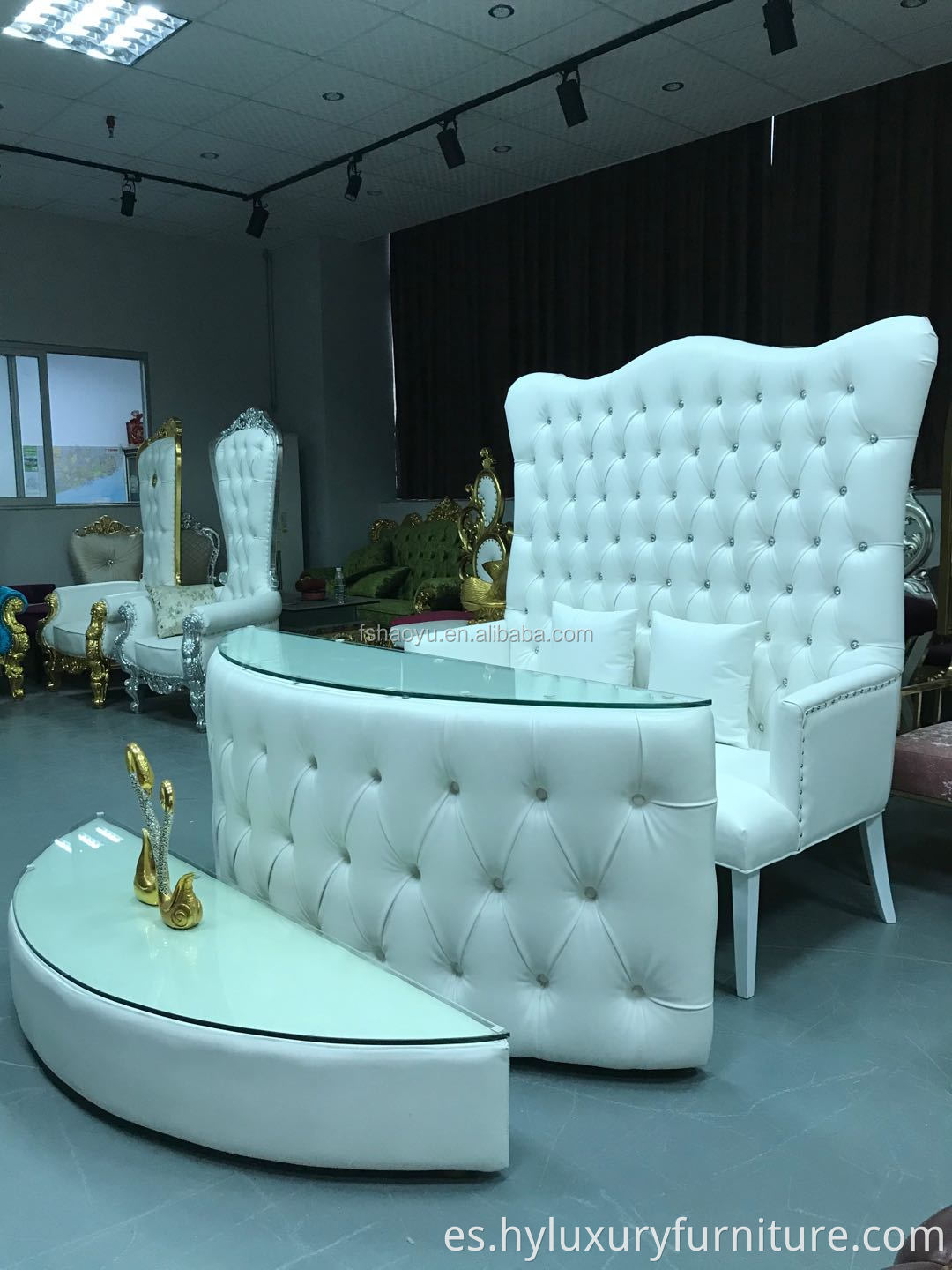 Venta al por mayor, silla de doble trono con respaldo alto para boda, silla de doble trono blanca y dorada, sofá de Hotel, muebles de Hotel, 5 juegos antiguos